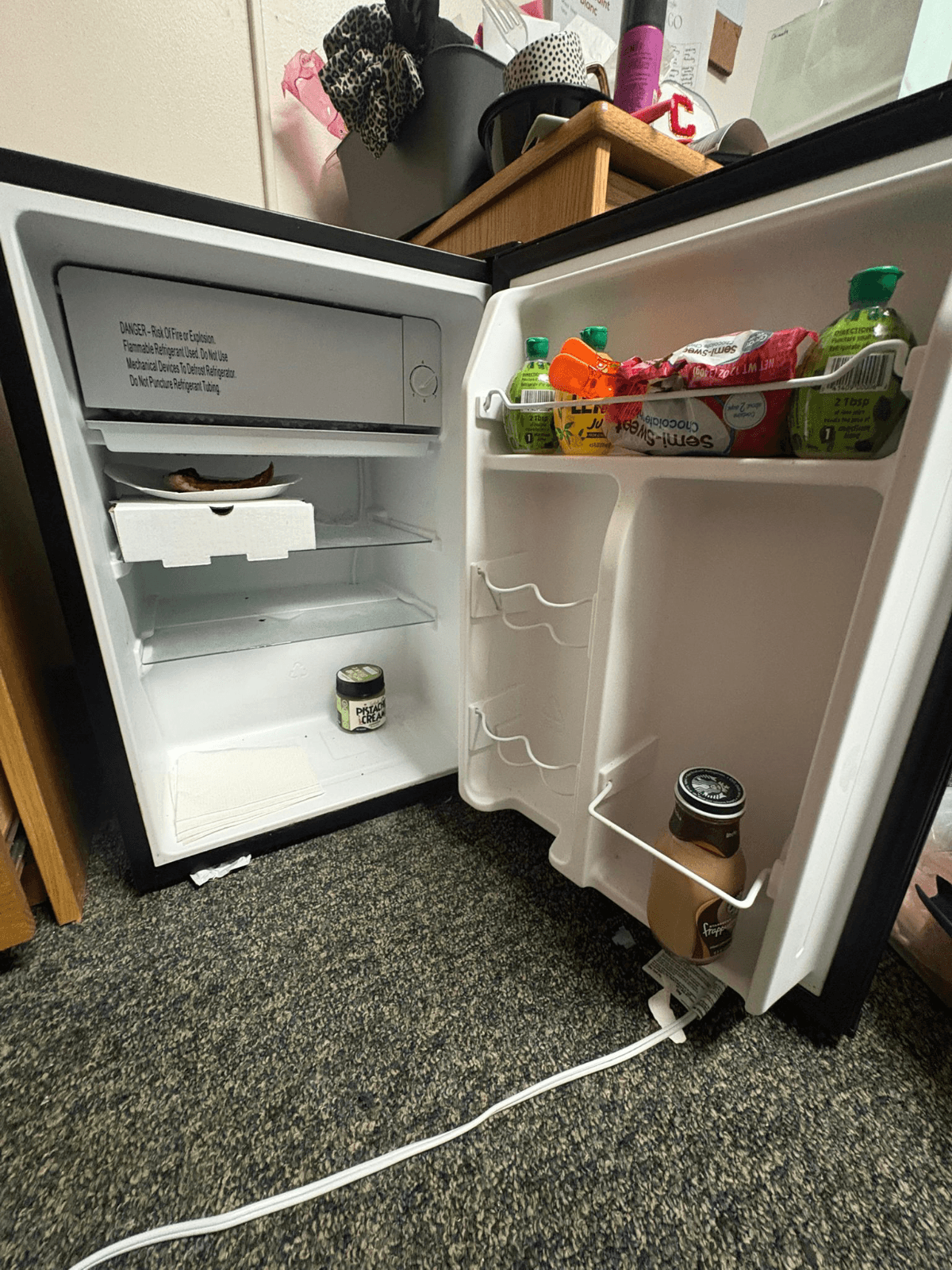 Mini Fridge 3 yrs used!